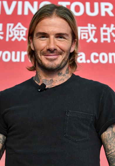 Aia Global Ambassador David Beckham Makes Mooncakes For A Good