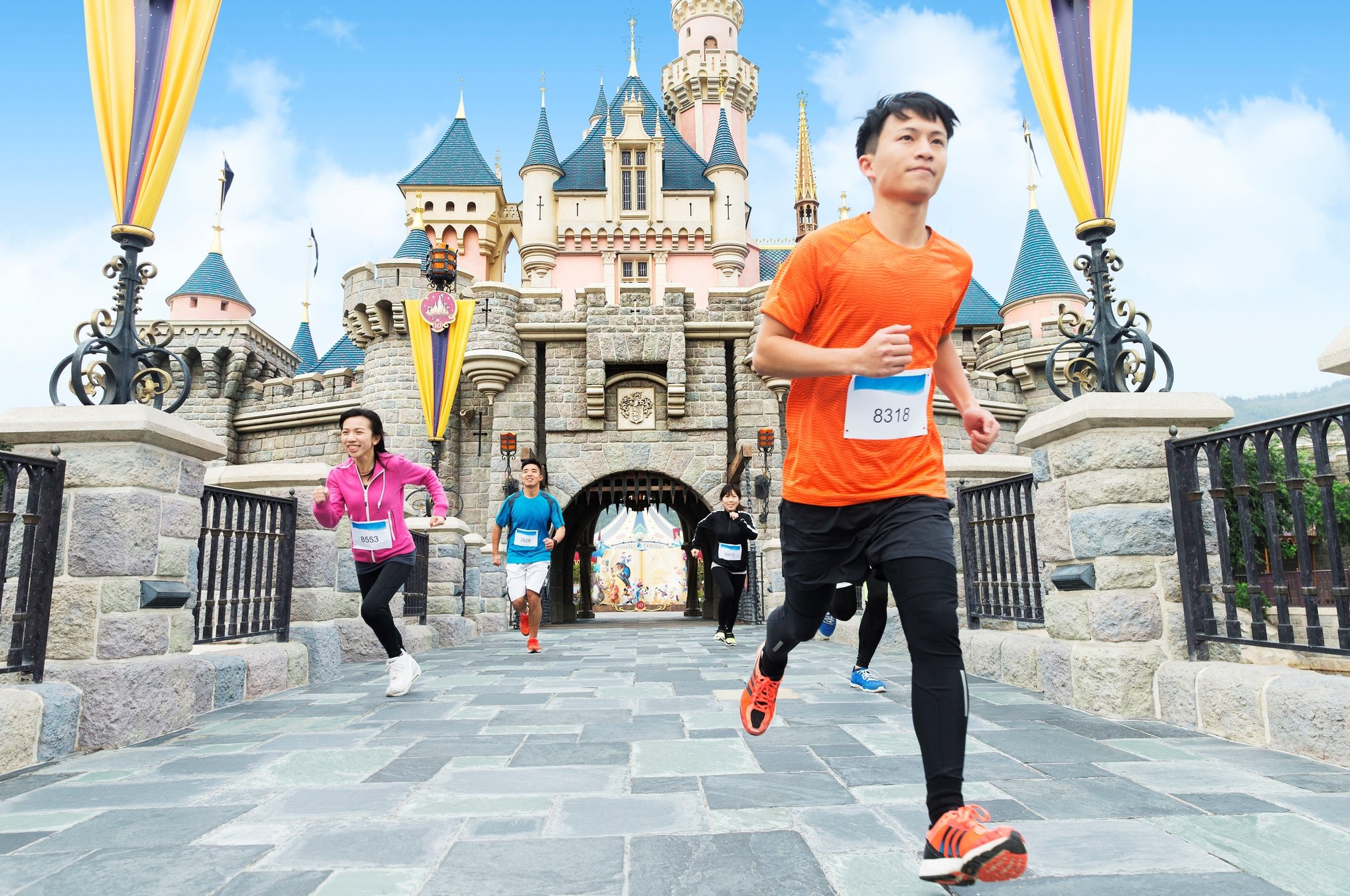Hong Kong Disneyland presents running magic in September