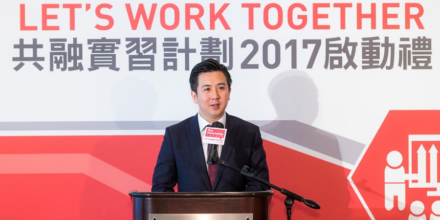 AIA MPF supports equal employment opportunity and is committed to contributing to the development of a more inclusive society. 2017 is the first year of the ‘LET’S WORK TOGETHER Internship Programme”. AIA MPF hopes to encourage more companies to join the Programme in the future to achieve an all-win situation. Picture: Mr. Stephen Fung, Chief Executive Officer of AIA MPF.